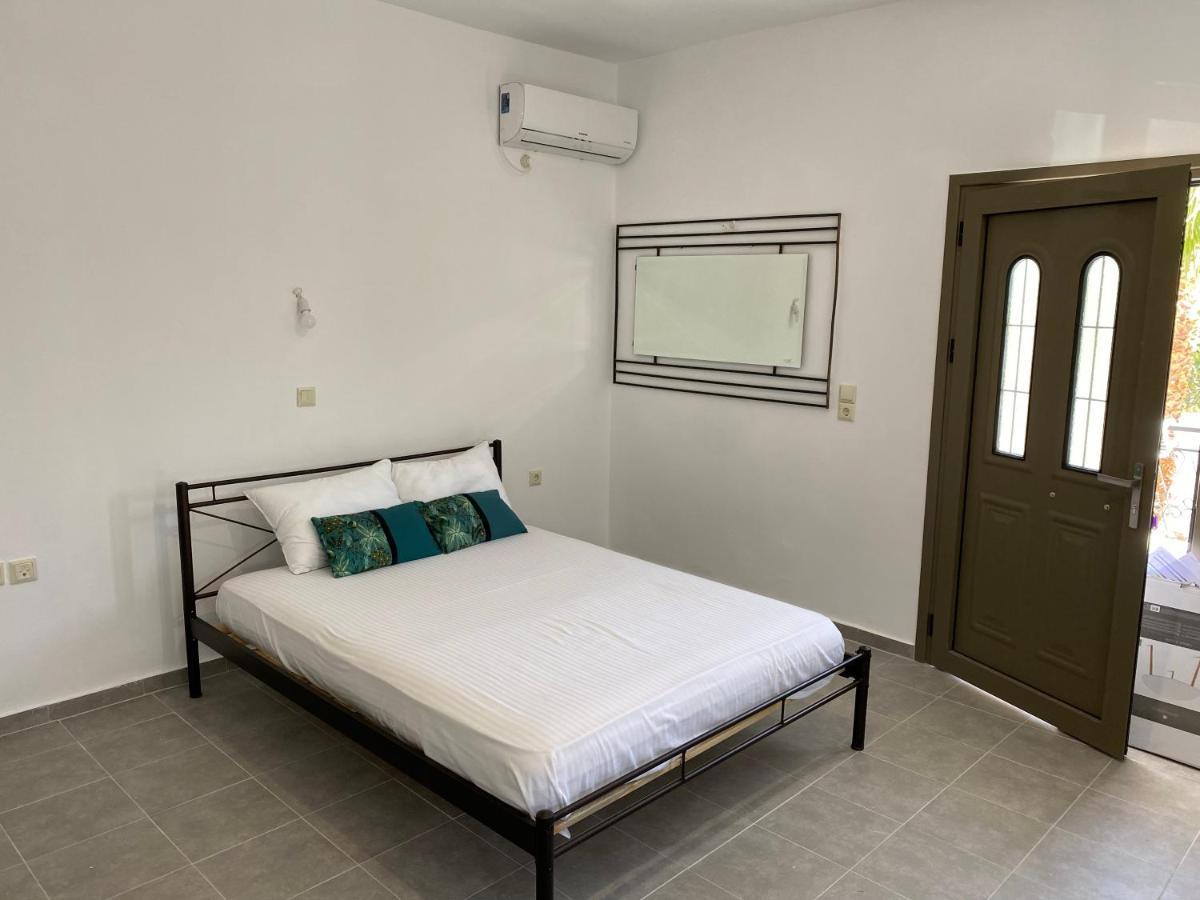 Central Areopolis Rooms Areópoli Extérieur photo